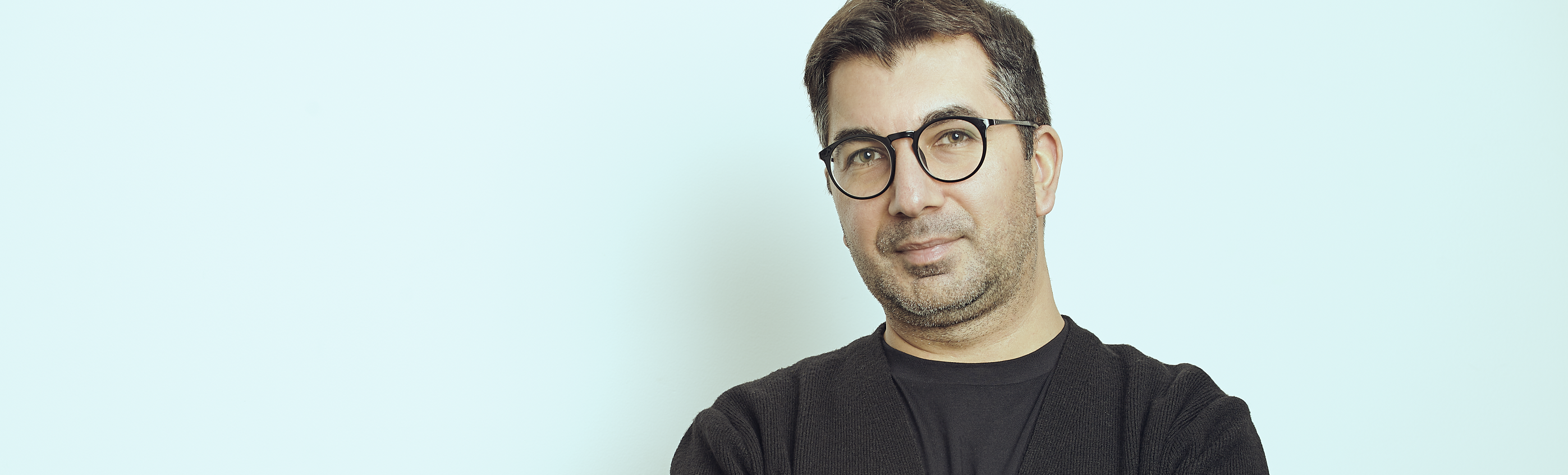 «Թատրոնն իմ երազանքն էր, որի համար ես պատրաստ էի դեմ գնալ ամբողջ աշխարհին». Վահան Բադալյանը՝ երազանքները կյանք&nbsp;բերողը